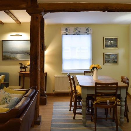 Lovely Old Cottage Стратфорд-апон-Эйвон Экстерьер фото
