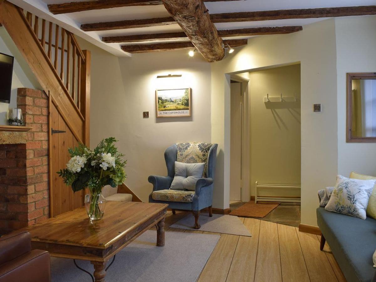 Lovely Old Cottage Стратфорд-апон-Эйвон Экстерьер фото